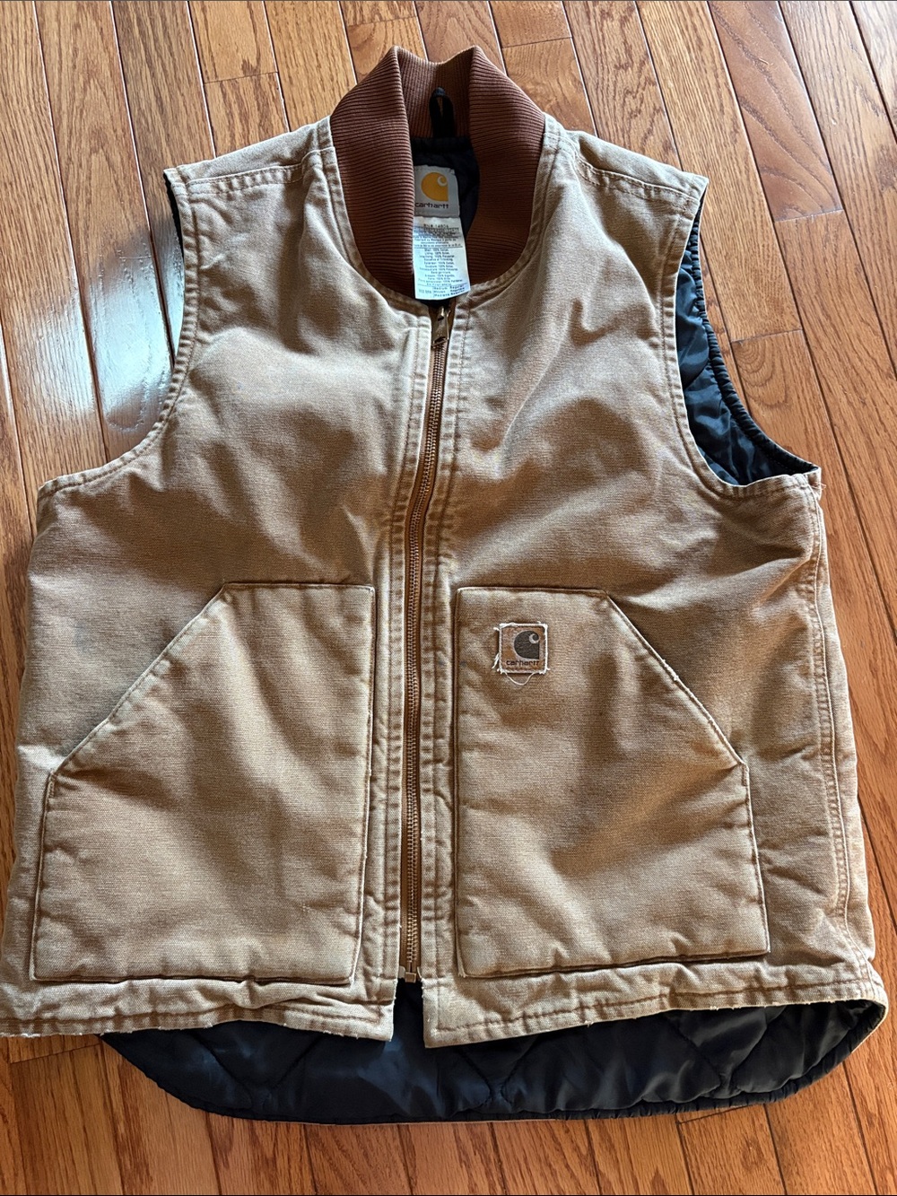 Vintage Carhartt RN14806 duck canvas quilted-lined vest in size Medium Reg Brown